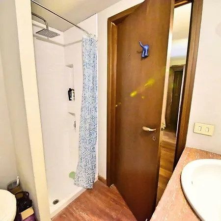 Apartment In Via Andrea Doria Turin